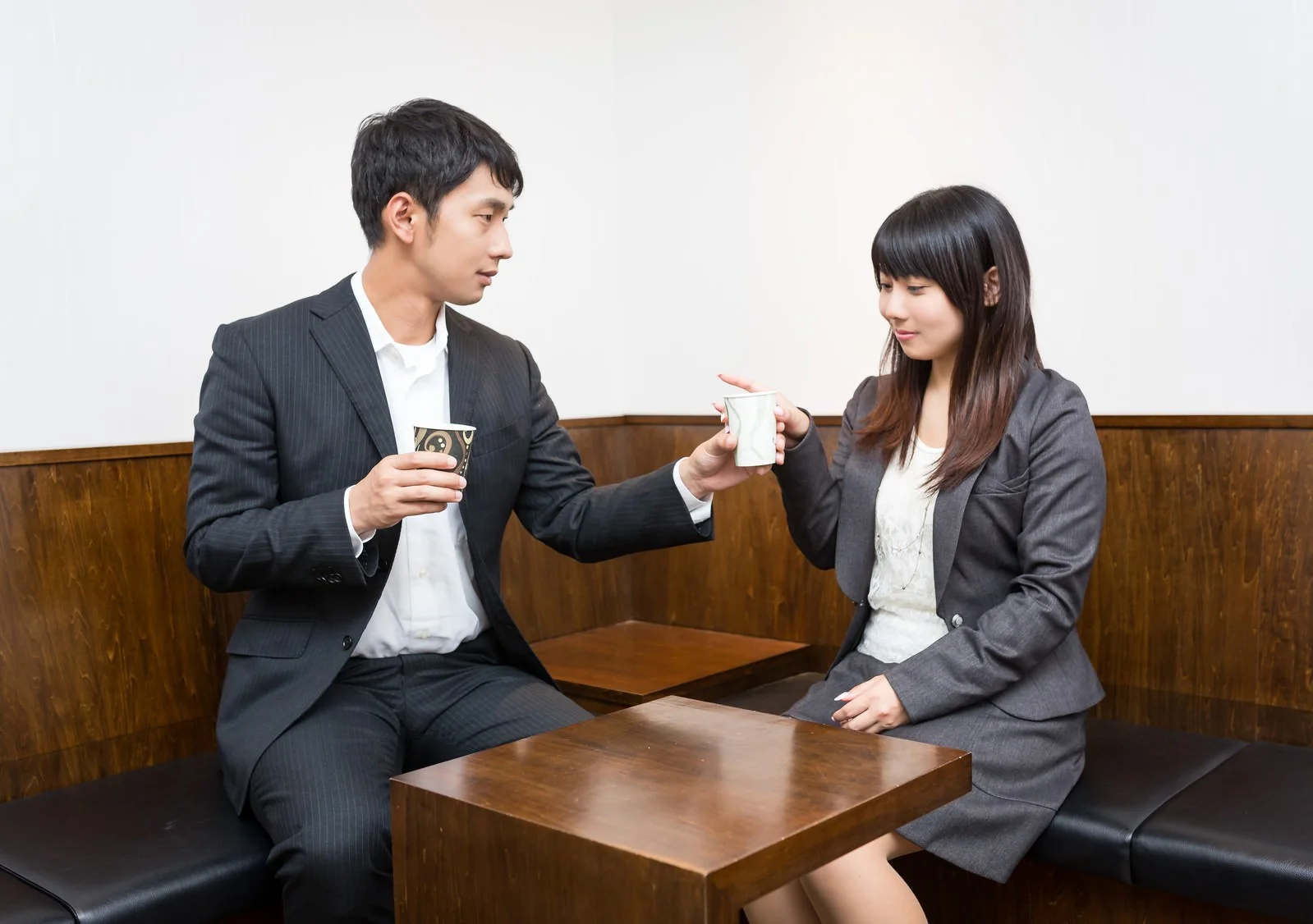 【2025年版】フレックスタイム導入企業まとめ｜働き方の実態と制度の特徴を解説
